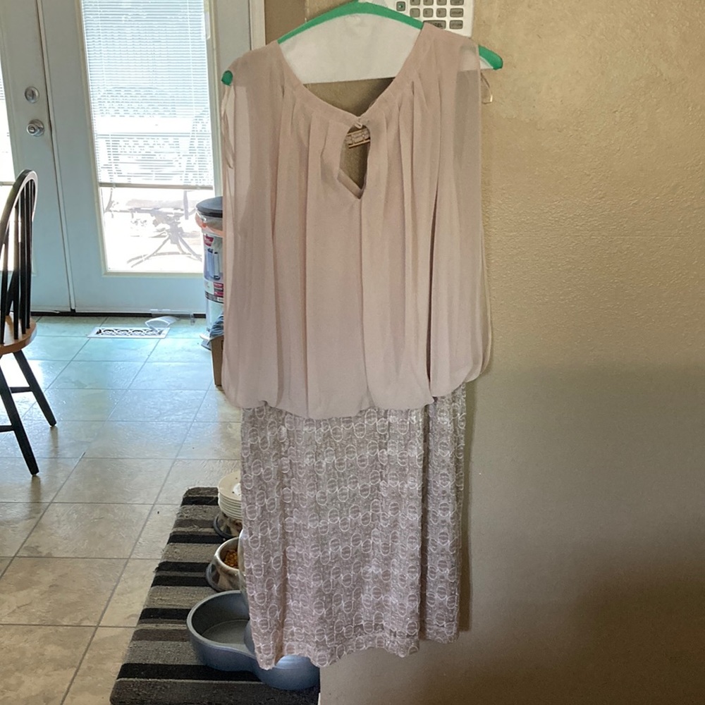 Women dress